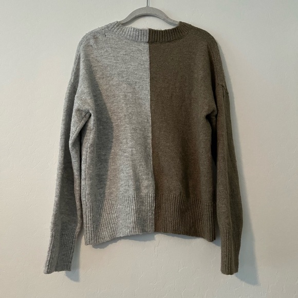 Sweet Romeo Sweater - Picture 5 of 5